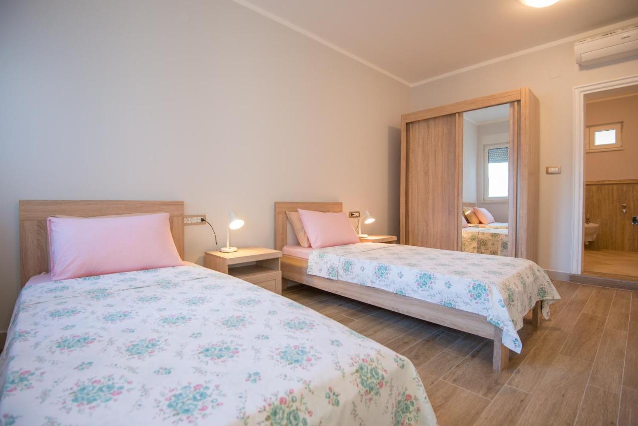 Villa Rossa Kotor Buitenkant foto